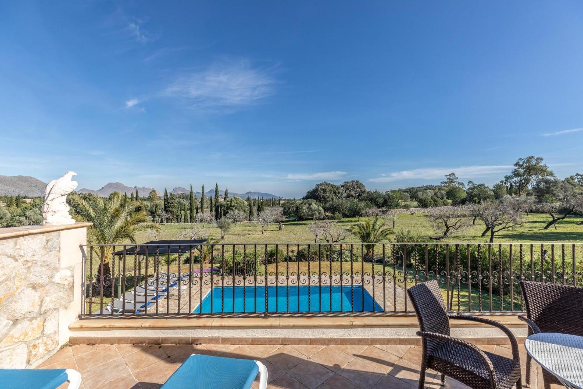 Lolivar Canaves By Vintage Travel Villa